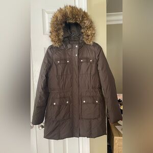 Aqua brand Brown Parka w removable Fur-Trimmed hood. Down/feather lining.